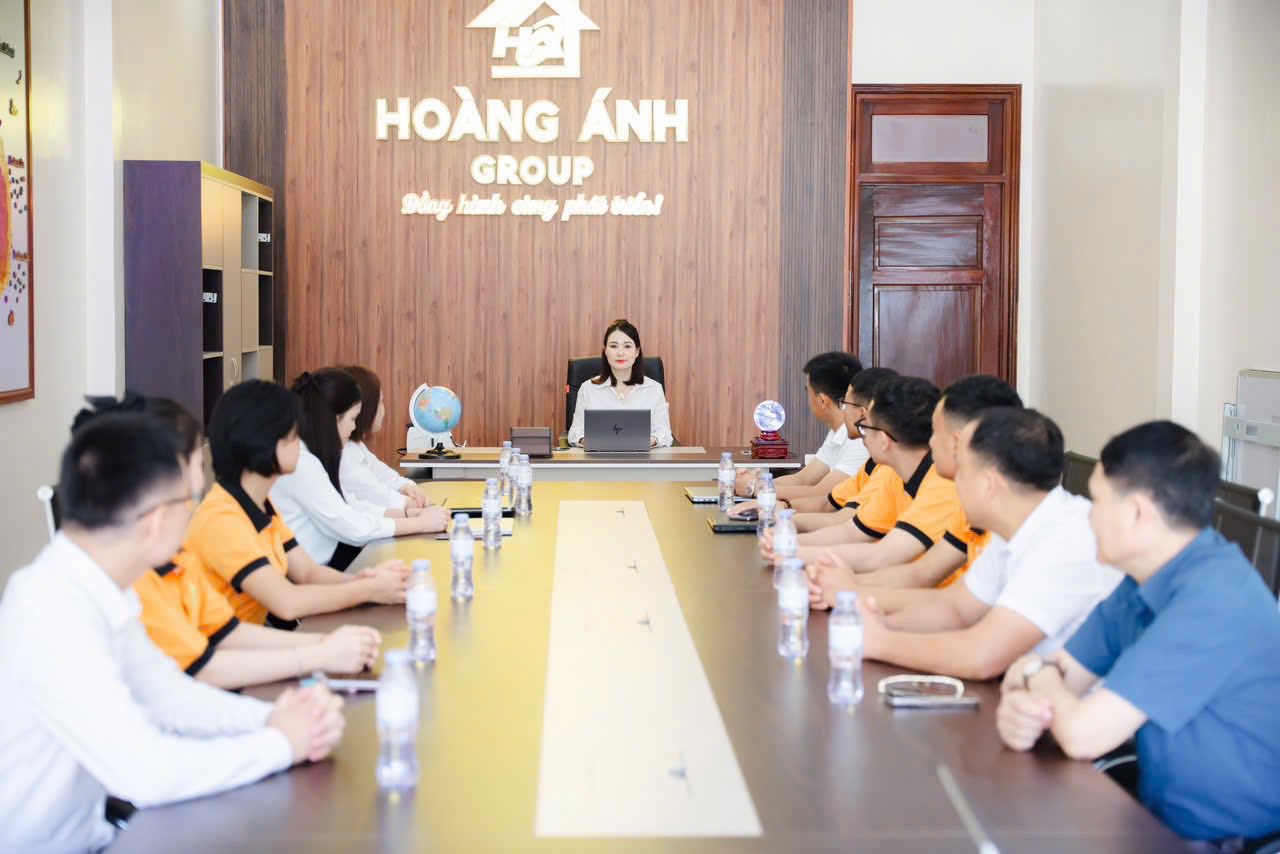 hoàng ánh group
